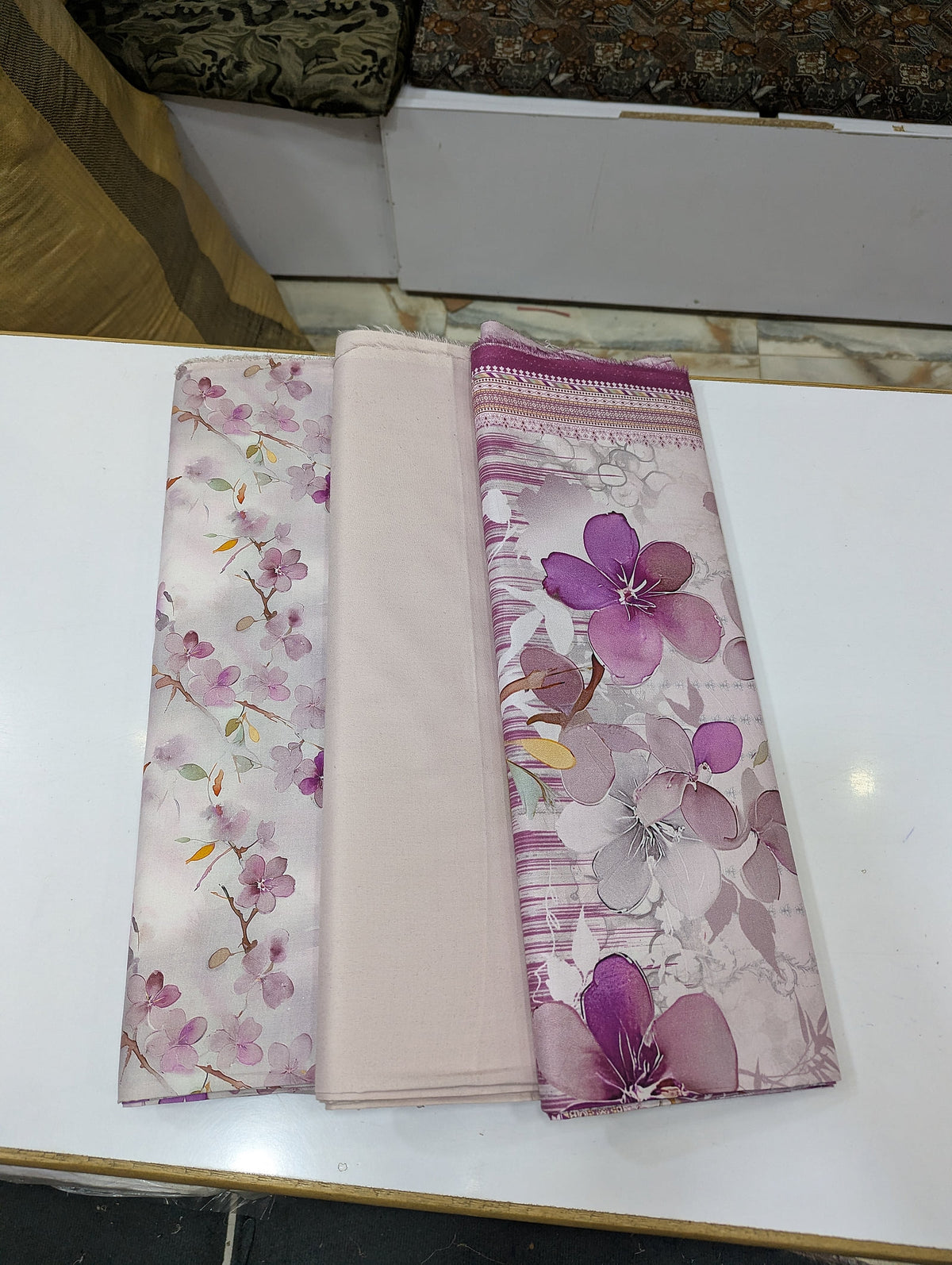 Bin Saeed Linen Printed 3 Piece Suit | Pakistani Winter Collection - 011 - View 2