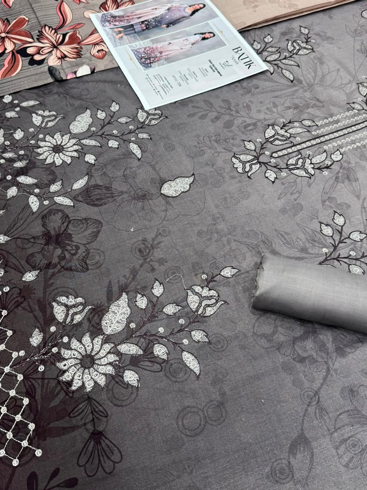 Premium Slub Linen Embroidered 3 Piece Suit with Chikankari Neckline & Daman - 009 - View 3