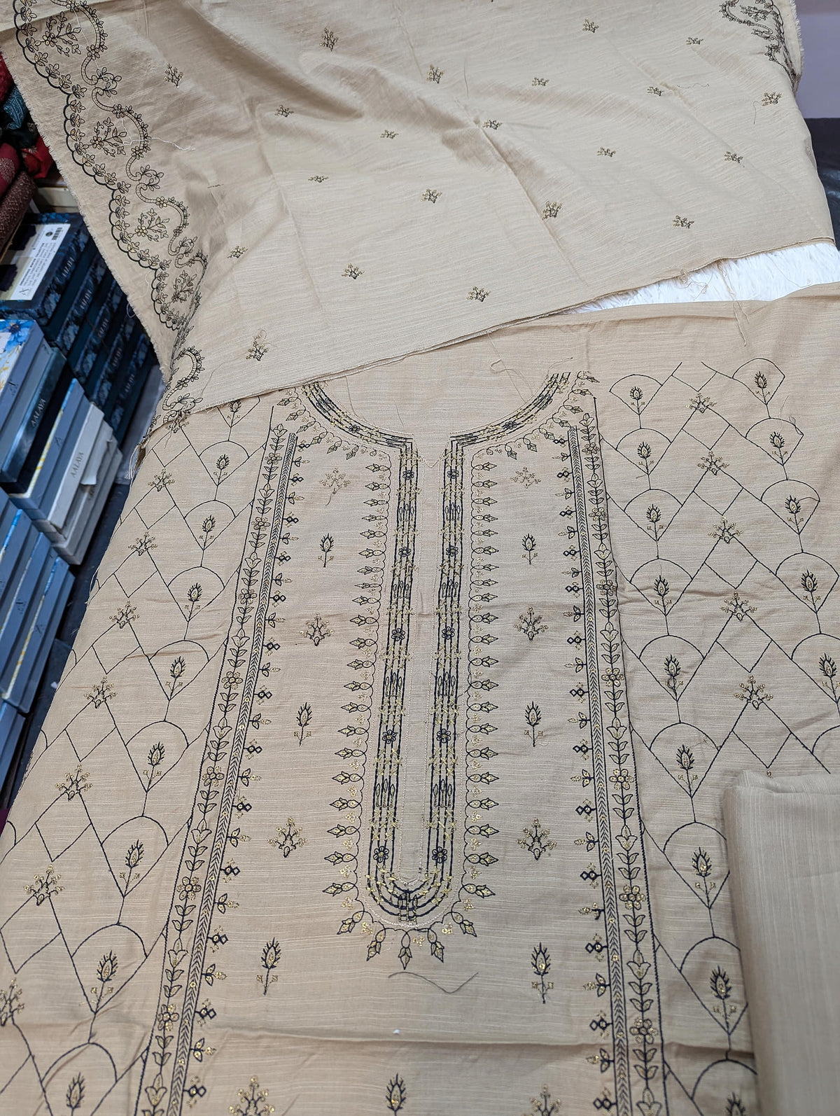 Bin Saeed Original Khaddar Printed + Embroidered 3-Piece Suit - 005 - View 2