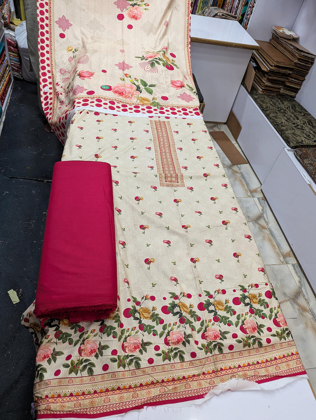 Bin Saeed Linen Printed 3 Piece Suit | Pakistani Winter Collection - 009 - View 1