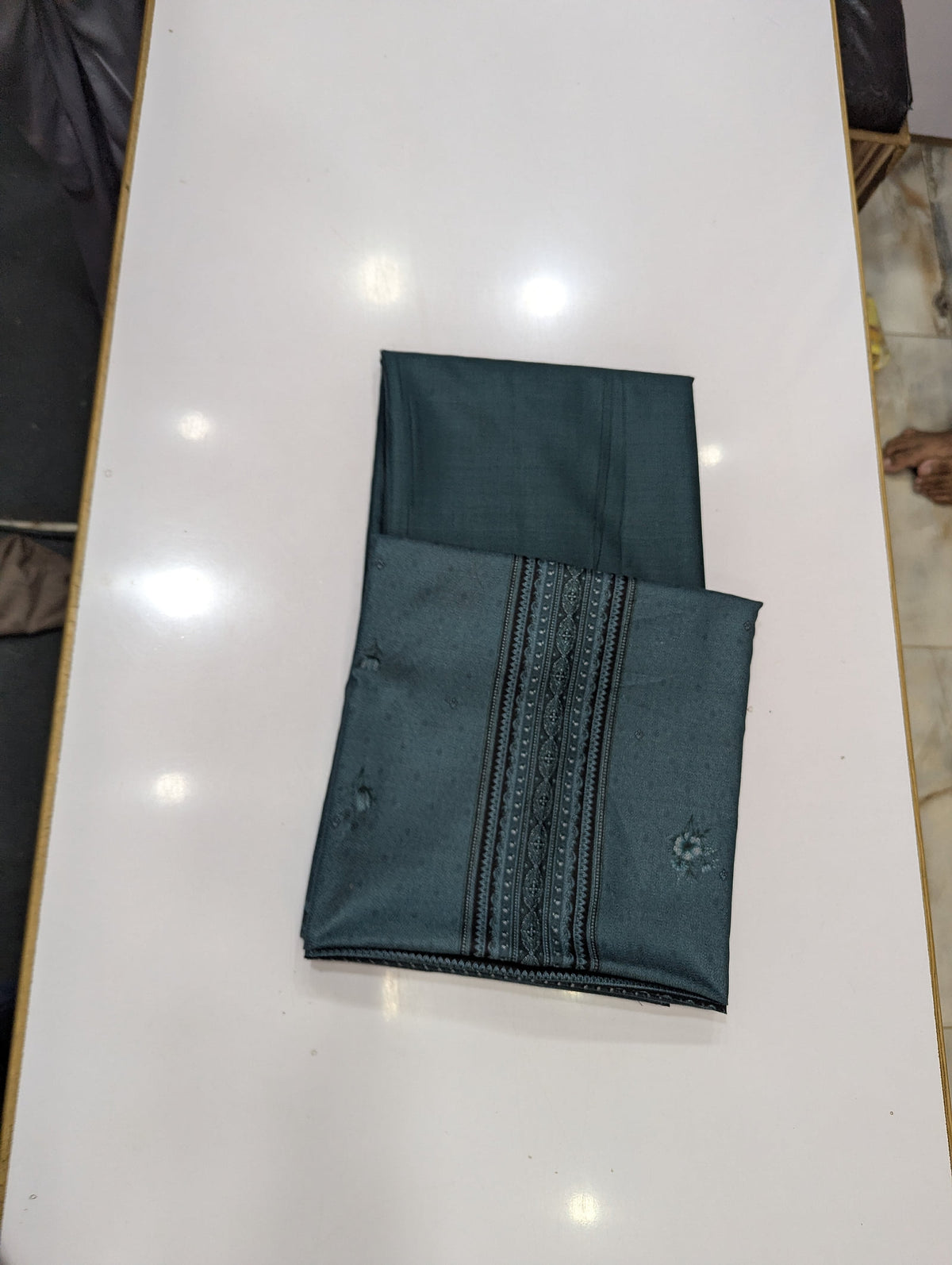 Premium Dhanak 2 Piece Winter Suit – Elegant Unstitched Collection - 001 - View 2