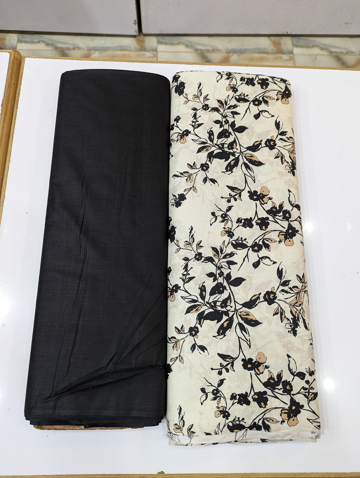 Five Star Printed Linen 2 Piece Suit – Premium Linen Shirt & Shalwar - 002 - View 2