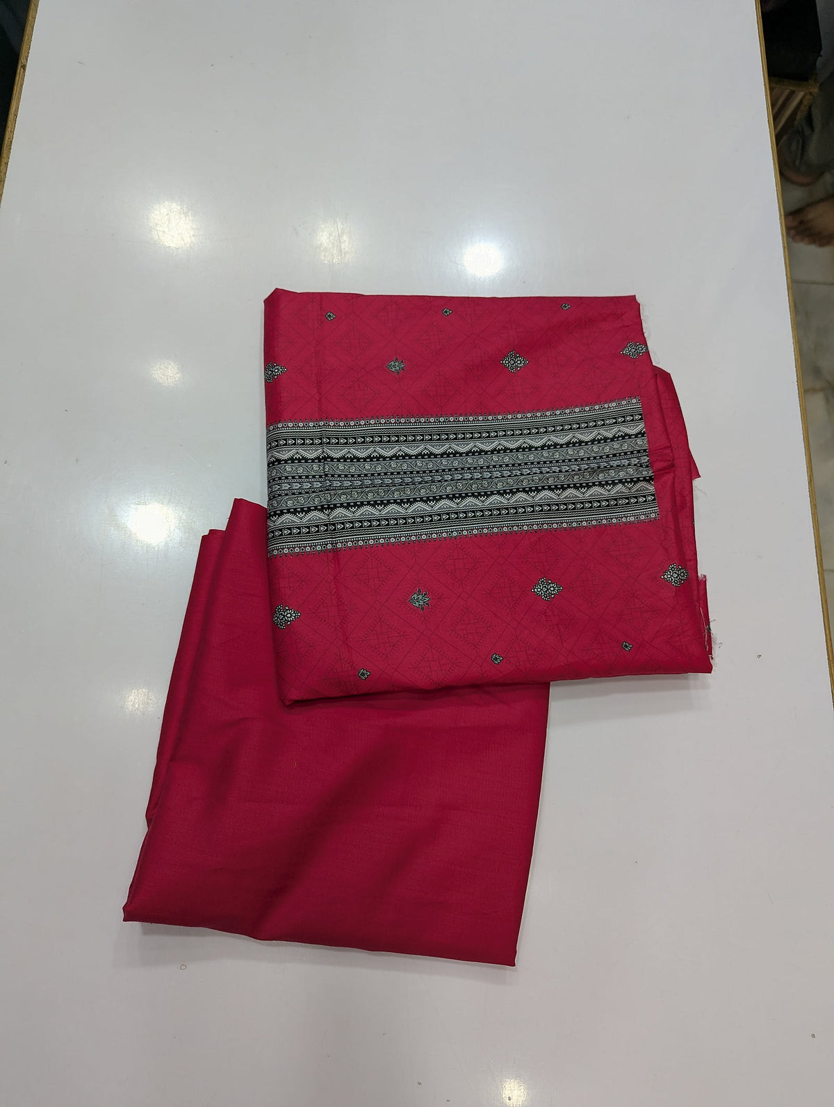 Five Star Printed Linen 2 Piece Suit – Premium Linen Shirt & Shalwar - 004 - View 2