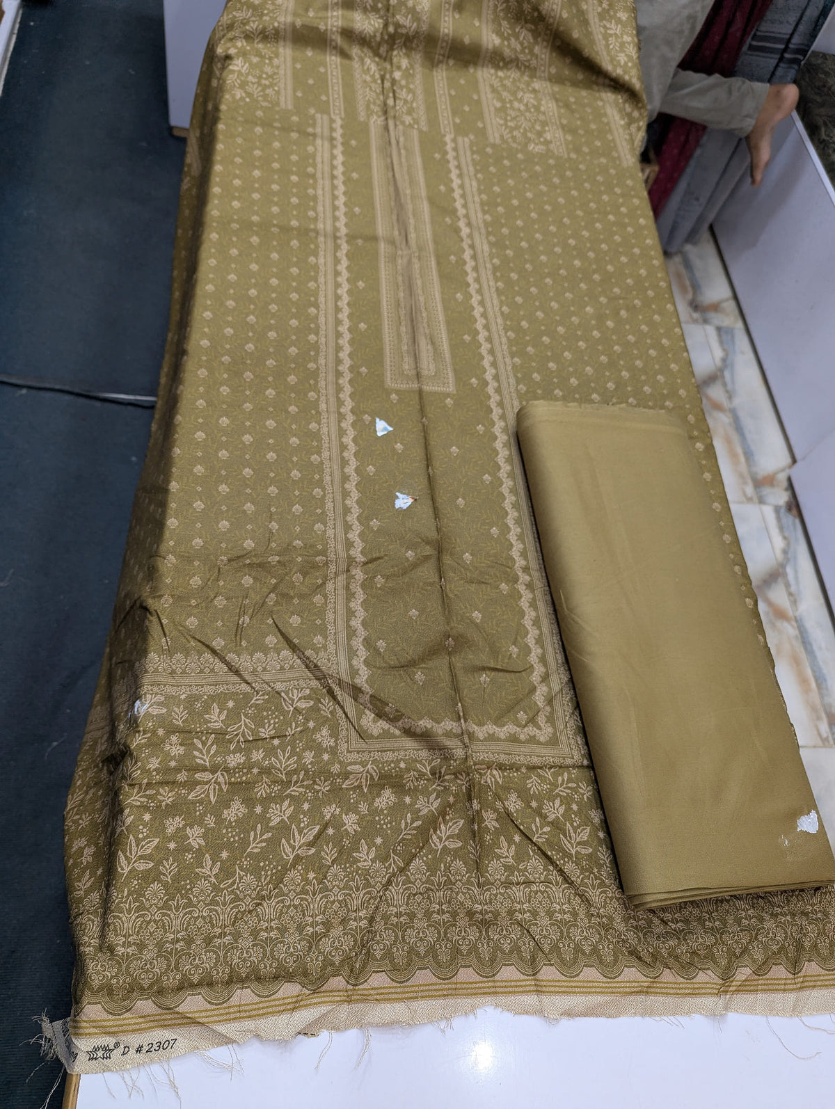 Premium Dhanak 2 Piece Winter Suit – Elegant Unstitched Collection - 006 - View 1