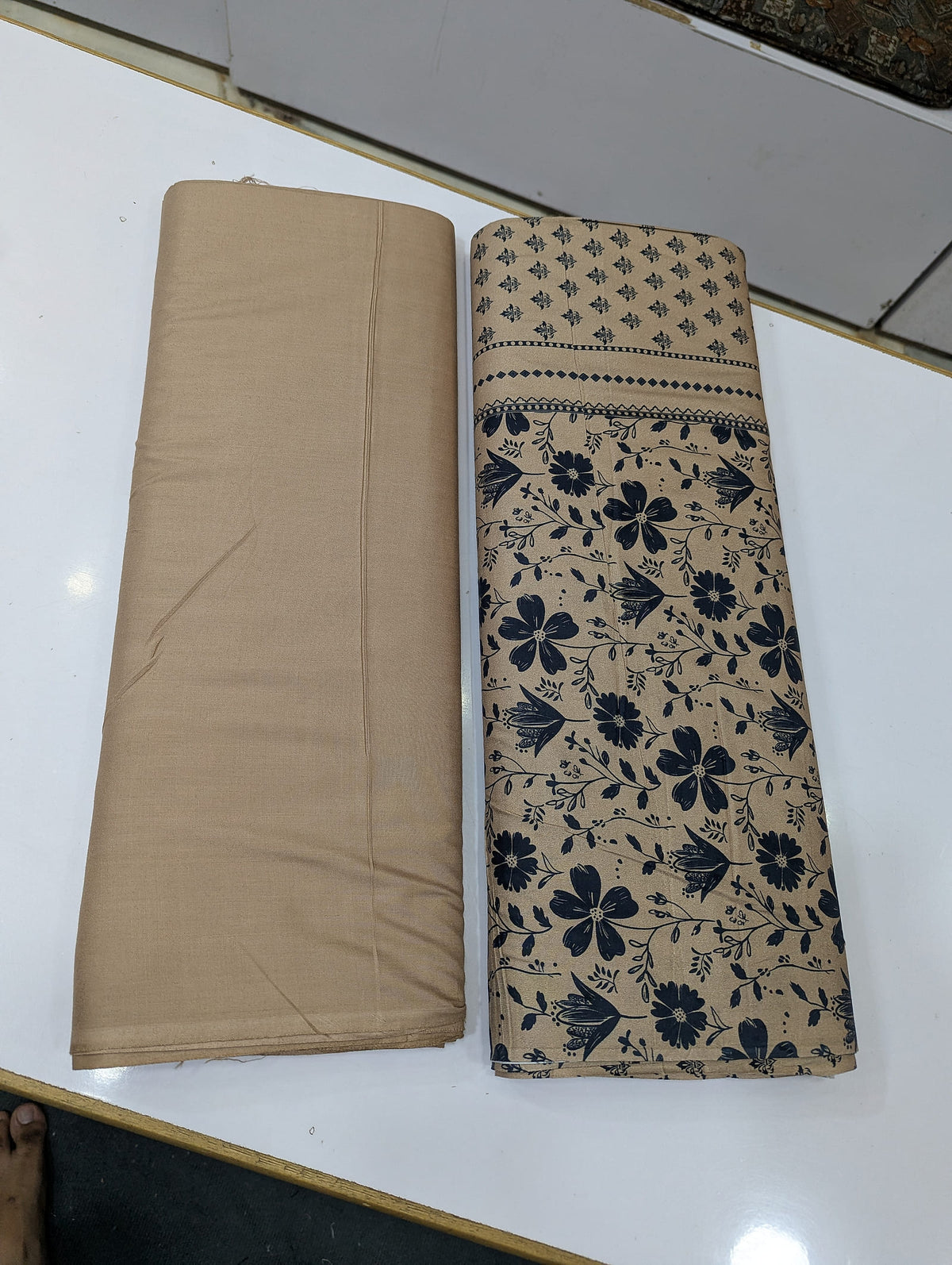 Five Star Printed Linen 2 Piece Suit – Premium Linen Shirt & Shalwar - 006 - View 3