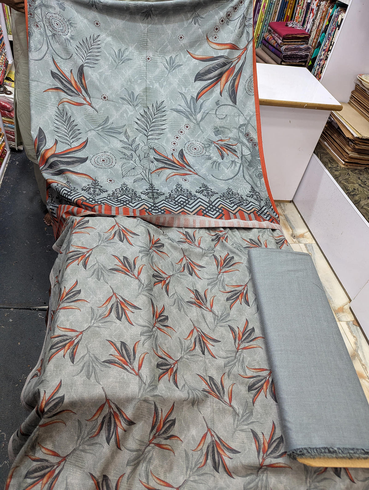 Premium Dhanak Printed 3 Piece Suit for Women | Unstitched Winter Collection - 010 - View 2