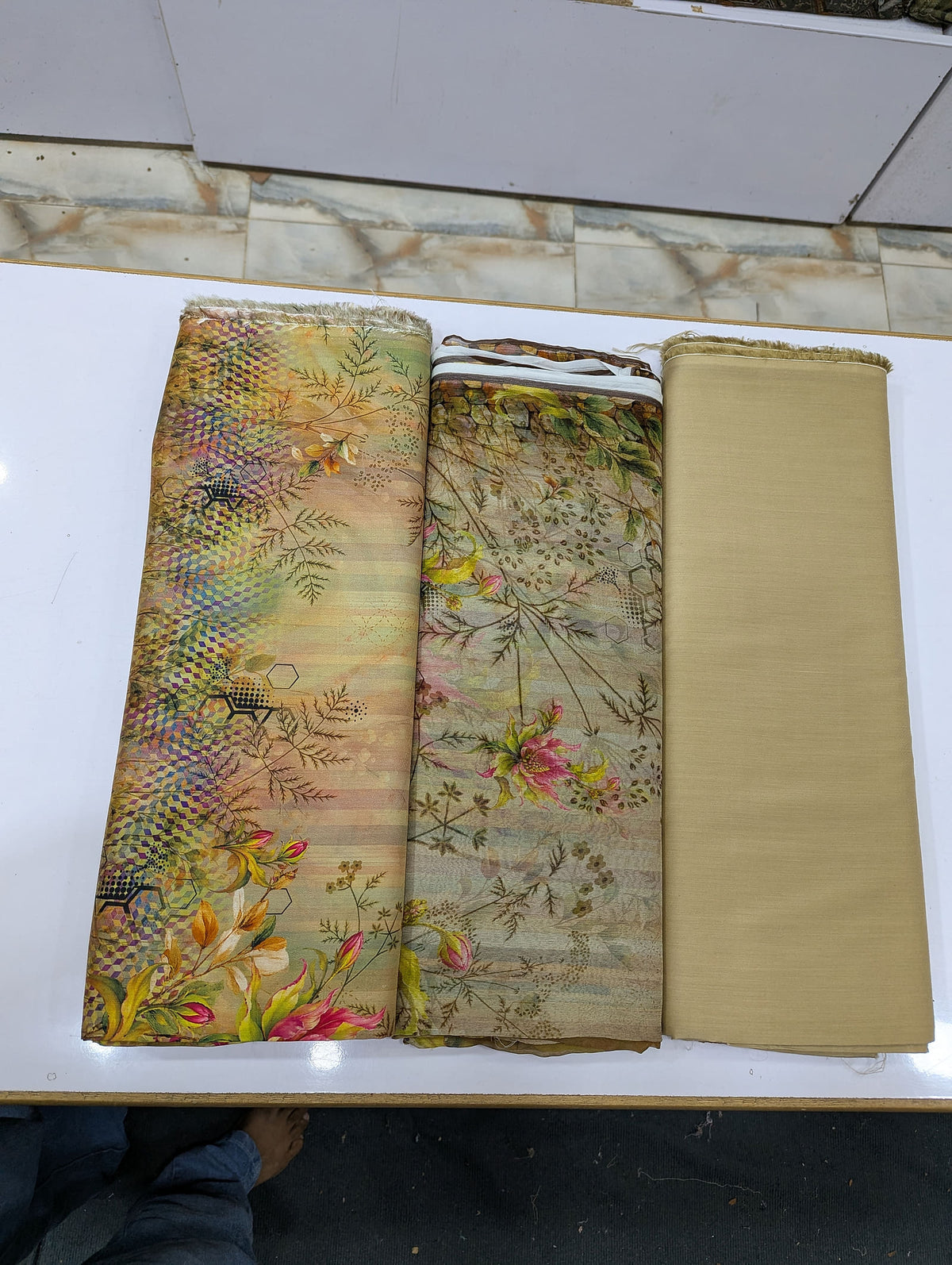 Premium Viscose 3 Piece Suit with Pure Bamber Chiffon Dupatta – Shirt & Trouser - 012 - View 3