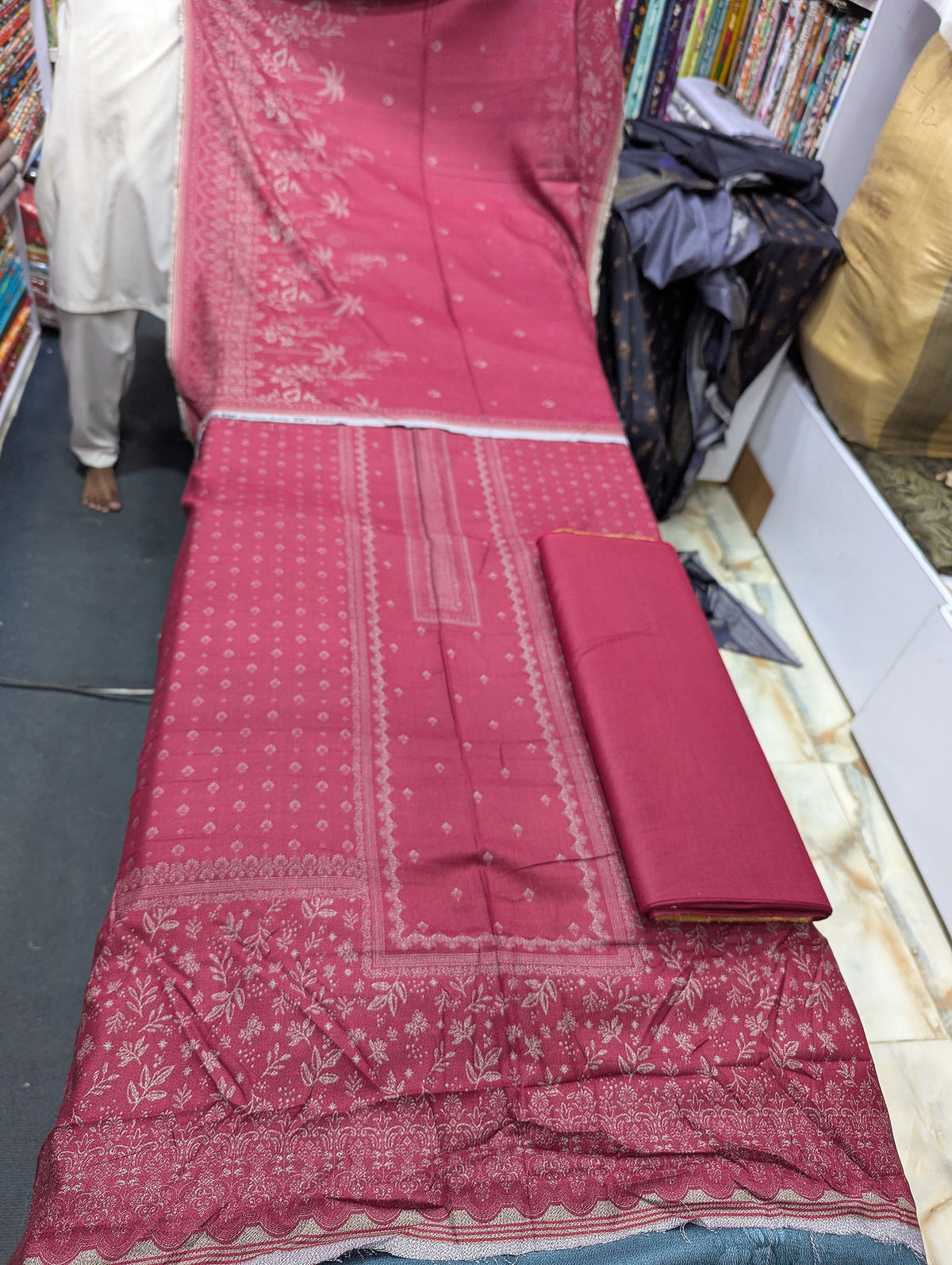 Five Star Premium Dhanak Printed 3 Piece Suit for Women | Winter Unstitched Collection - 013 - View 1