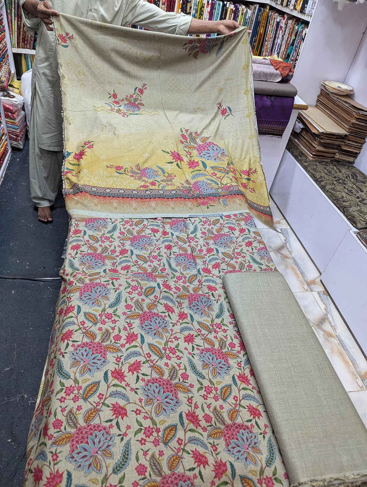 Premium Dhanak Printed 3 Piece Suit for Women | Unstitched Winter Collection - 015 - View 1