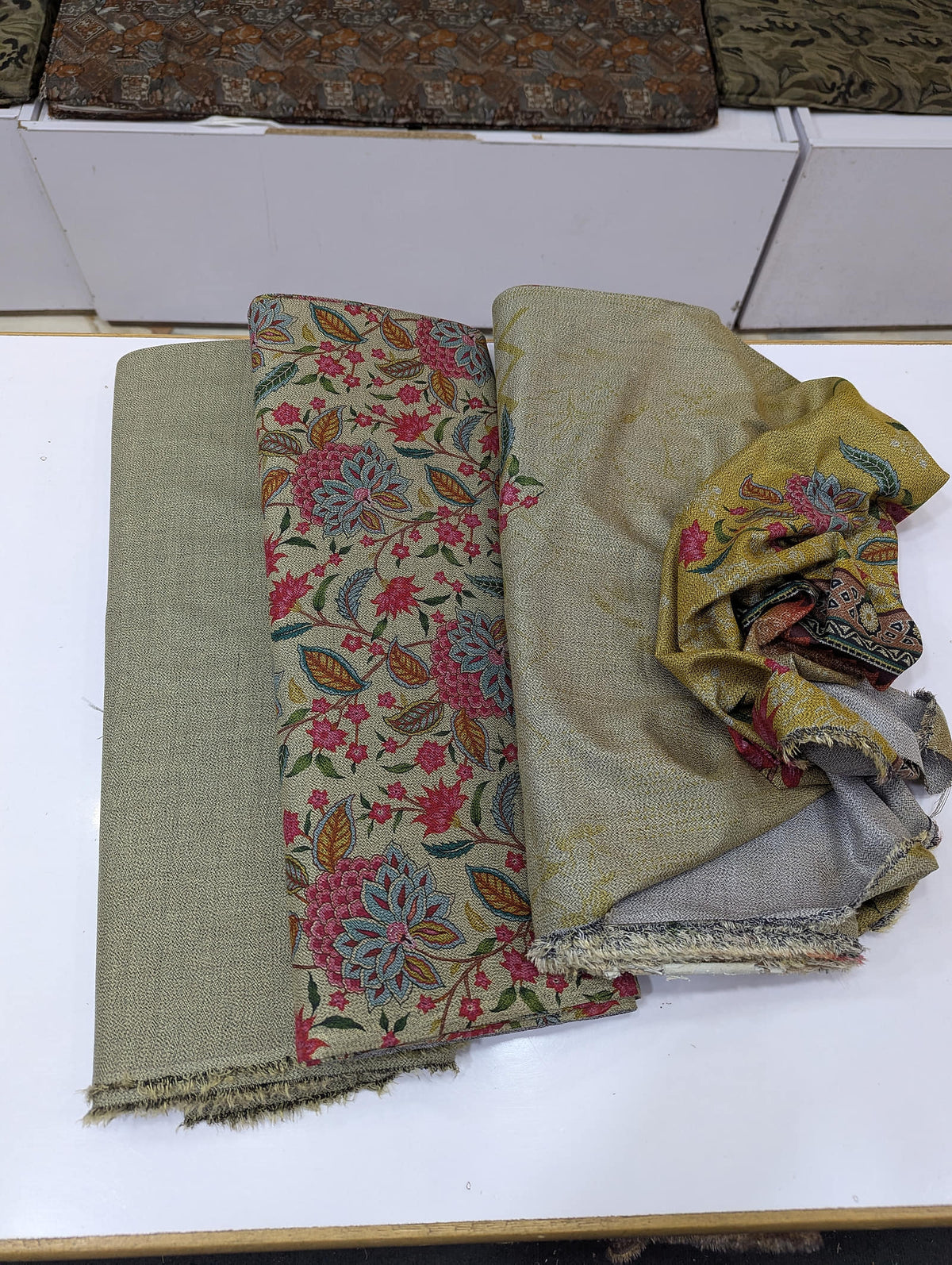 Premium Dhanak Printed 3 Piece Suit for Women | Unstitched Winter Collection - 015 - View 2