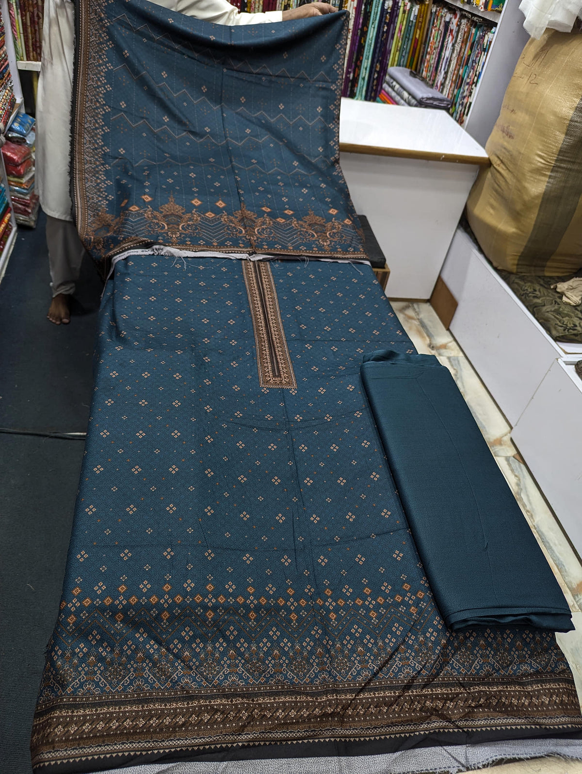 Five Star Premium Dhanak Printed 3 Piece Suit for Women | Winter Unstitched Collection - 018 - View 1