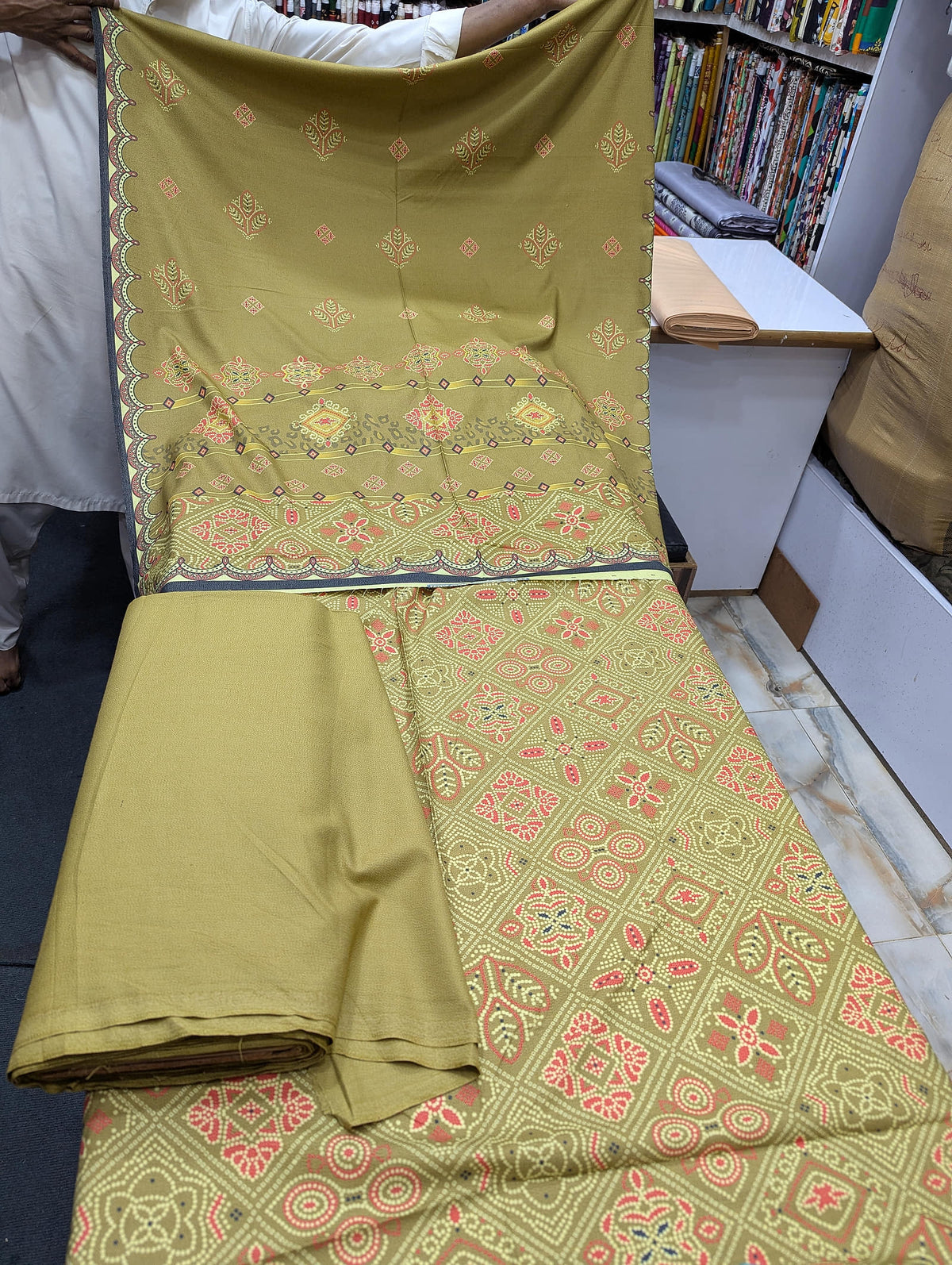 Five Star Premium Dhanak Printed 3 Piece Suit for Women | Winter Unstitched Collection - 025 - View 1